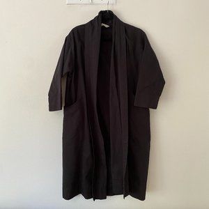 Elizabeth Suzann Clyde Trench in Black